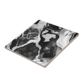 Trendy zwart-wit faux marmer tegeltje (Zijkant)