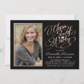 Trendy zwart, wit & roze gouden afstudeerfeest kaart (Voorkant)