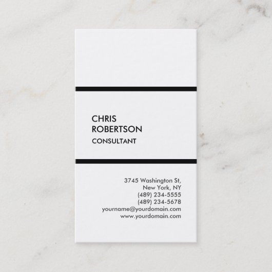 Trendy zwart wit verticaal modern visitekaartje (Voorkant)