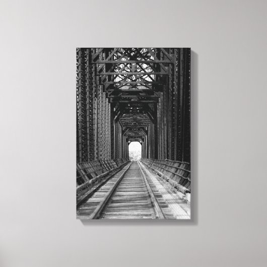 Trestle Bridge in zwart-wit Canvas Afdruk (Voorkant)