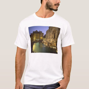 Trevi fontein 's nachts, Rome, Lazio, Italië T-shirt
