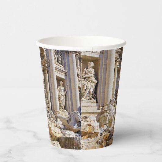 Trevi Papieren Bekers (Rechts)