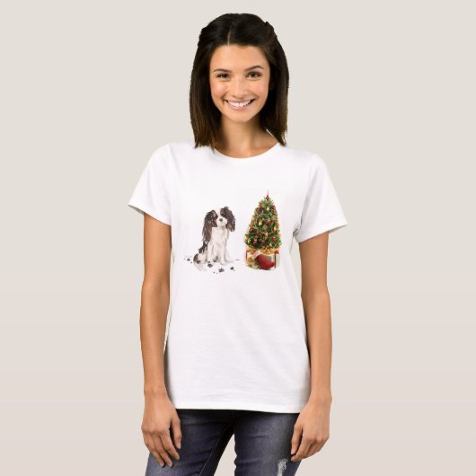 Tri-Color King Charles Spaniel Funny Kersthond T-shirt (Voorkant volledig)