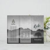 Tri-Fold Reiki Master Yoga Mediation instructeur (Staand voorkant)