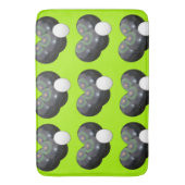 Triad of Precision: Lawn Bowls Trio Jack op Limoen Badmat (Voorkant Verticaal)