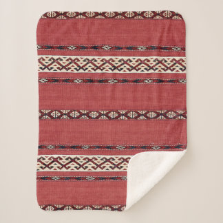 Triangle Stripe Kilim II Red Black White Sherpa Deken