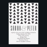 Triangles Modern Wedding Invitation Kaart<br><div class="desc">Geometrisch patroon met zwarte driehoeken moderne uitnodiging. Dit maakt deel uit van een set,  zoekt naar overeenkomende RSVP en plaatst kaart in onze winkel.</div>