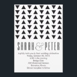 Triangles Modern Wedding Invitation Kaart<br><div class="desc">Geometrisch patroon met zwarte driehoeken moderne uitnodiging. Dit maakt deel uit van een set,  zoekt naar overeenkomende RSVP en plaatst kaart in onze winkel.</div>
