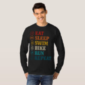 Triathlon Eet Slaap Zwemfiets Run Herhaal Triathle T-shirt (Voorkant volledig)