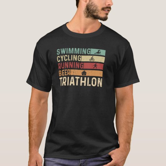 Triatlon Triatlete bij zwemfietsen T-shirt (Voorkant)
