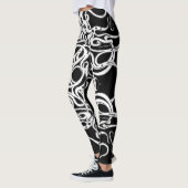 Tribaal ontwerp voor zwart en wit imperium leggings (Links)