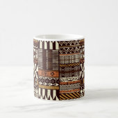 Tribal African style fabric patchwork abstract vin Koffiemok (Center)