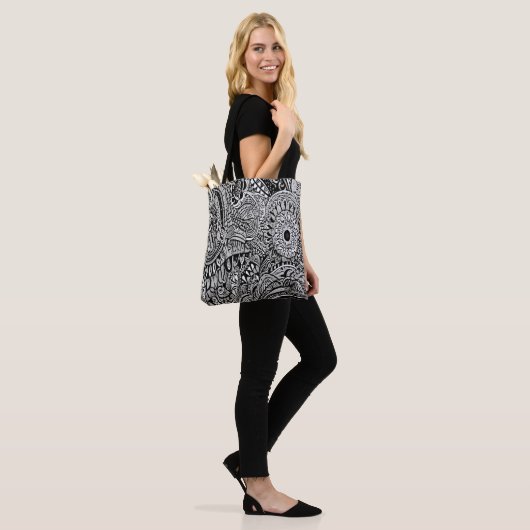 Tribal b/w tote bag (Op model)