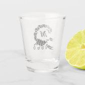 Tribal Black Scorpion Monogram Shot Glas (Achterkant)