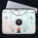 Tribal Colorful Geometric Totem Design Laptop Sleeve<br><div class="desc">Elegant kleurrijk zuidwestelijk thema tribaal totem geometrisch ontwerp.</div>