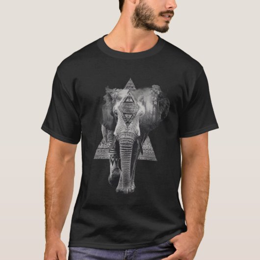 Tribal Elephant with Forest Overlay T-shirt (Voorkant)