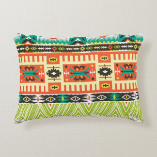Tribal Geometric: citeert tekstpatroon. Accent Kussen