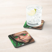 Tribal Kinder | Futuristisch meisje gloeiende groe Bier Onderzetter (Rechterzijde)