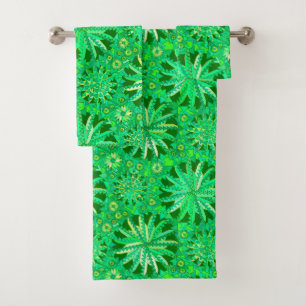 Tribal Mandala Print, Emerald and Lime Green Bad Handdoek