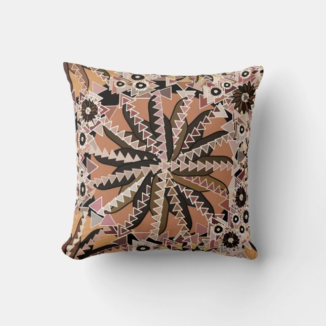 Tribal Mandala Print, Taupe Tan en Beige Kussen (Voorkant)