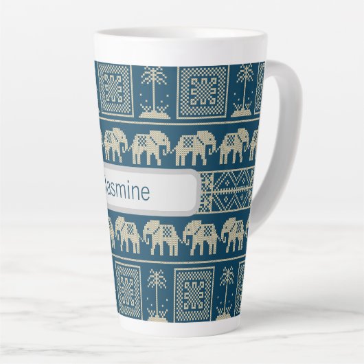 Tribal Olifant & Bomen Gepersonaliseerd Latte Mok (Rechterhoek)