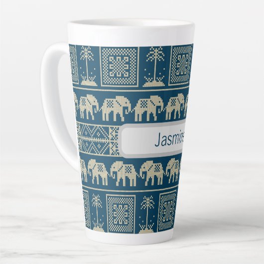 Tribal Olifant & Bomen Gepersonaliseerd Latte Mok (Linkerhoek)