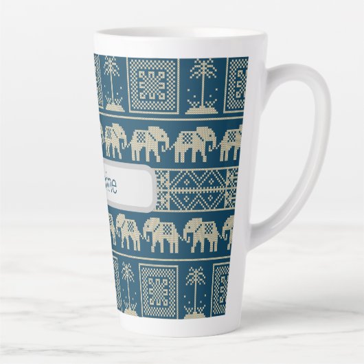 Tribal Olifant & Bomen Gepersonaliseerd Latte Mok (Rechts)