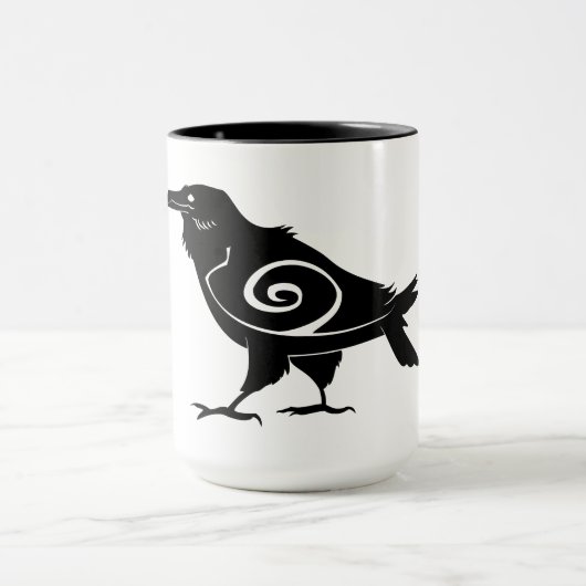 Tribal Raven Ringer Coffee Mok (Midden)