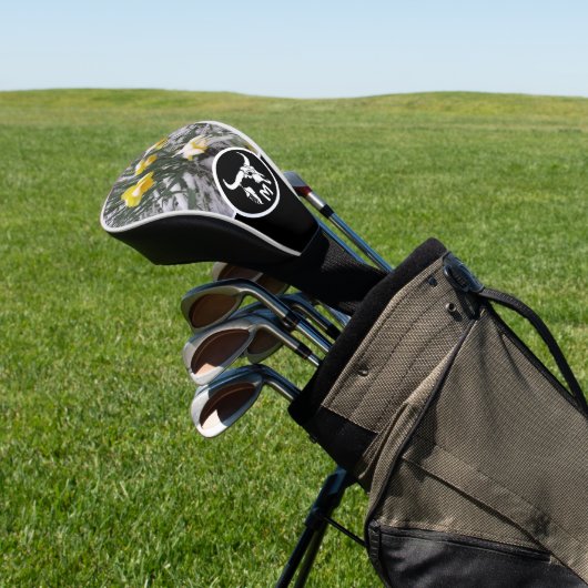 Tribal White Bull Skull Silhouette Monogram Foto Golfheadcover (Insitu)