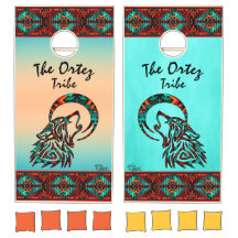 Tribal Wolf huilen bij de maan