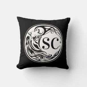 Tribal Wolf Monogram Kussen