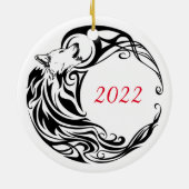 Tribal Wolf Persoonlijke Naam Keramisch Ornament (Achterkant)