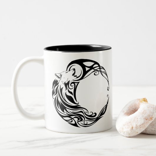 Tribal Wolf Tweekleurige Koffiemok (Met donut)