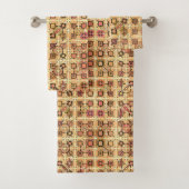 Tribale batik - chocolade bruin en kamelan bad handdoek (Insitu)