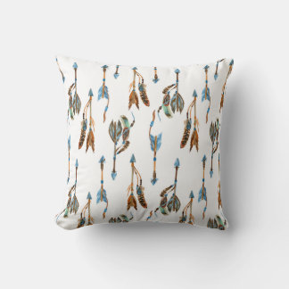 Tribale pijlen: waterverf illustratie. kussen