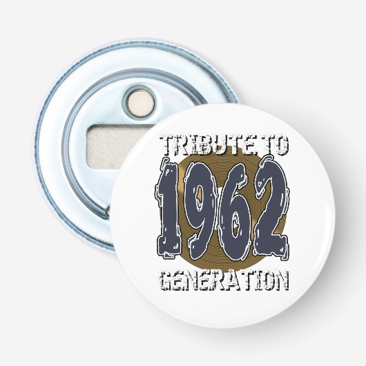 Tribute 1962 Generation Button Flesopener (Voorkant)