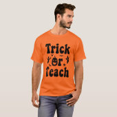 Trick of Teach Funny Rainbow Halloween leraar T-shirt (Voorkant volledig)
