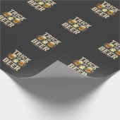 Trick or Beer Halloween Bier Design_1 Cadeaupapier (Hoek)