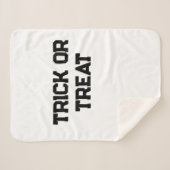 Trick or. Behandel Halloween spookachtige zwarte e Sherpa Deken (Voorkant (horizontaal))