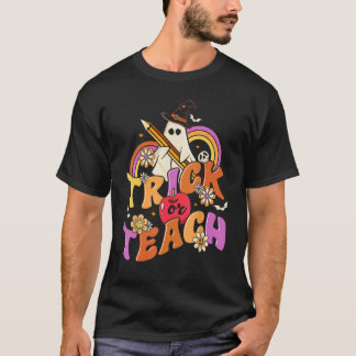 Trick or Teach Floral Groovy Halloween Teacher Ret T-shirt