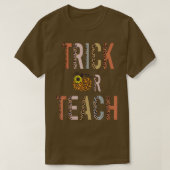 Trick Or Teach Leopard Pumpkin Funny Teacher Hallo T-shirt (Design voorkant)