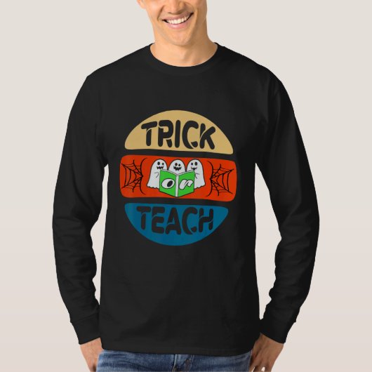 Trick Or Teach One Spooky Teacher Messy Bun Hallow T-shirt (Voorkant)