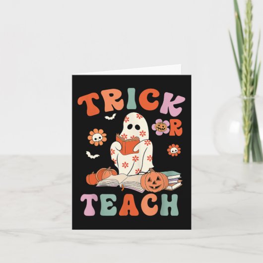 Trick Or Teach Retro Groovy Bloemige Geest Docent Kaart (Voorkant)