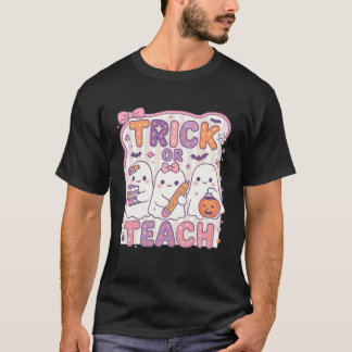 Trick or Teach Retro Halloween Teacher Look T-shirt