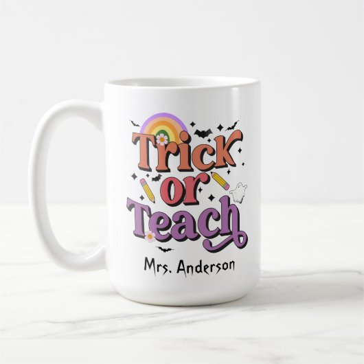 Trick or Teach Retro Pastel Halloween Docent Naam Koffiemok (Links)