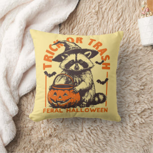 Trick or Trash Funny Raccoon Halloween Vintage Kussen