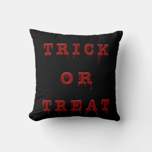 Trick or treat Bloody versie Kussen