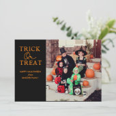 Trick Or Treat Family Photo Halloween Feestdagenkaart (Staand voorkant)