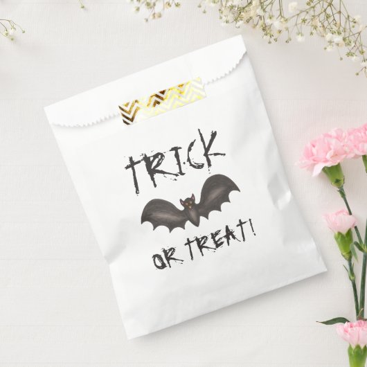 Trick or treat Flying Black Bat Happy Halloween Bedankzakje (Gezegeld)