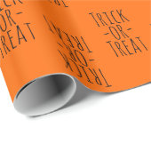 Trick-or-Treat Halloween Black op Sinaasappel Cadeaupapier (Rol Hoek)